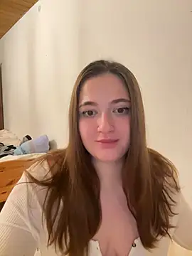 Kamilla Loop online show from 12, 1, 2025