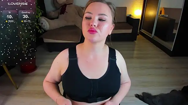 Snapshot of Carolina_bby chatting on 27, 9, 2025 Carolina bby online show from 27, 9, 2025