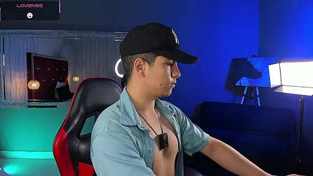 Brat  online show from 18, 3, 2026