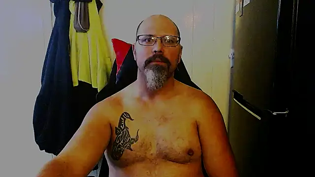 Snapshot of KrazyLegz chatting on 1, 12, 2024 KrazyLegz online show from 1, 12, 2024