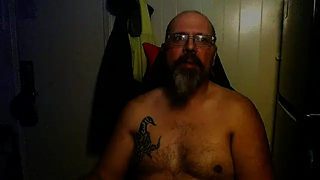 Snapshot of KrazyLegz chatting on 3, 12, 2024 KrazyLegz online show from 3, 12, 2024