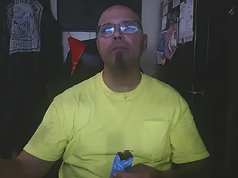 Snapshot of KrazyLegz chatting on 16, 9, 2025 KrazyLegz online show from 16, 9, 2025