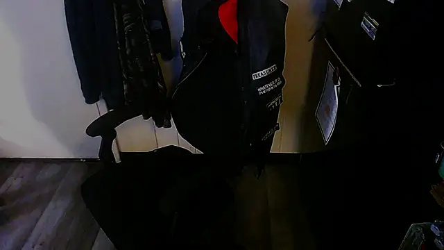 Snapshot of KrazyLegz chatting on 9, 11, 2025 KrazyLegz online show from 9, 11, 2025