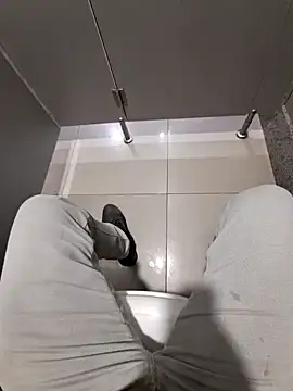 johny 69dxh online show from 17, 12, 2024