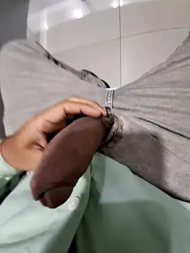 johny 69dxh online show from 6, 1, 2025