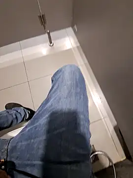 johny 69dxh online show from 9, 1, 2025