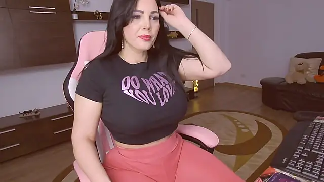 Snapshot of ReiyaRey chatting on 5, 2, 2025 ReiyaRey online show from 5, 2, 2025