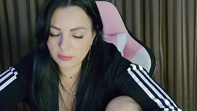 Snapshot of ReiyaRey chatting on 9, 2, 2025 ReiyaRey online show from 9, 2, 2025