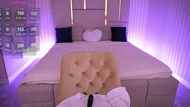 MilaSecrett online show from 21, 11, 2025