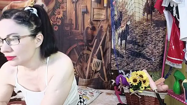 Snapshot of DashaHart chatting on 11, 12, 2024 DashaHart online show from 11, 12, 2024