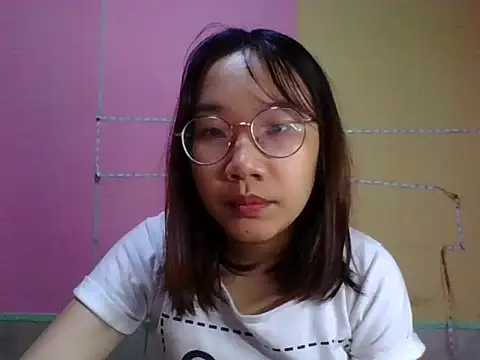 Nanoko online show from 9, 3, 2025