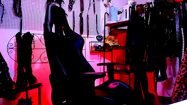 Agatha BDSM online show from 7, 11, 2025