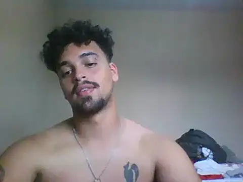 Snapshot of Xcumshot33 chatting on 2, 12, 2024 Xcumshot33 online show from 2, 12, 2024