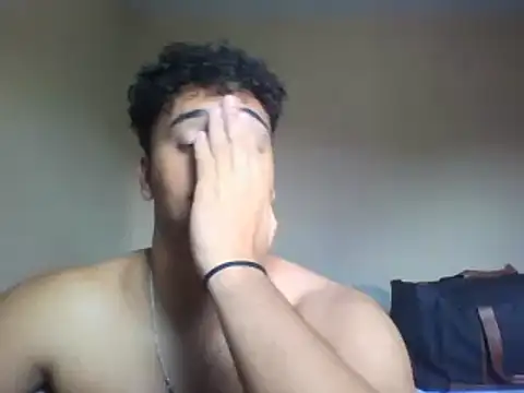 Snapshot of Xcumshot33 chatting on 13, 12, 2024 Xcumshot33 online show from 13, 12, 2024