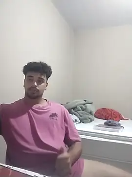 Snapshot of Xcumshot33 chatting on 14, 2, 2025 Xcumshot33 online show from 14, 2, 2025