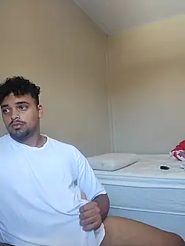 Snapshot of Xcumshot33 chatting on 11, 3, 2025 Xcumshot33 online show from 11, 3, 2025