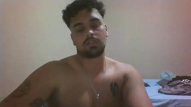 Snapshot of Xcumshot33 chatting on 10, 9, 2025 Xcumshot33 online show from 10, 9, 2025