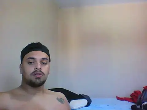 Snapshot of Xcumshot33 chatting on 15, 9, 2025 Xcumshot33 online show from 15, 9, 2025