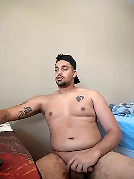 Snapshot of Xcumshot33 chatting on 16, 9, 2025 Xcumshot33 online show from 16, 9, 2025