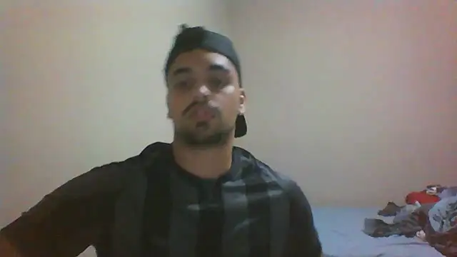 Snapshot of Xcumshot33 chatting on 17, 10, 2025 Xcumshot33 online show from 17, 10, 2025