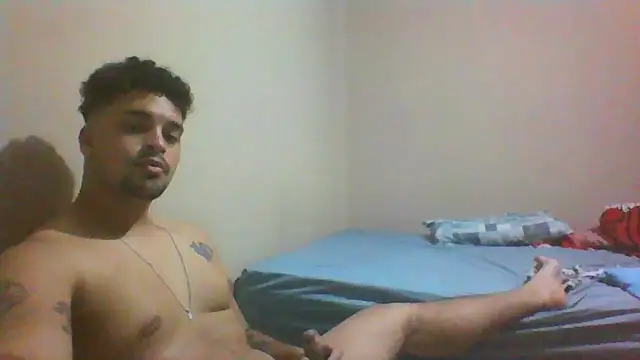 Snapshot of Xcumshot33 chatting on 6, 11, 2025 Xcumshot33 online show from 6, 11, 2025