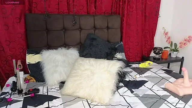 Majuu   online show from 10, 9, 2025