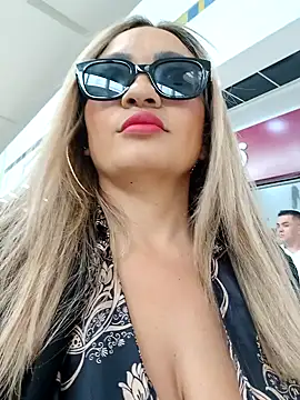 Snapshot of Afroditecash chatting on 10, 2, 2025 Afroditecash online show from 10, 2, 2025