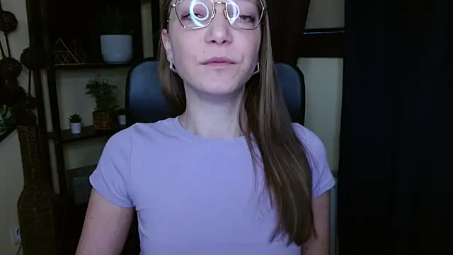 EmillyPlay online show from 16, 2, 2026