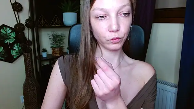 EmillyPlay online show from 25, 3, 2026