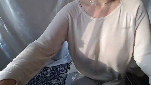 Burberrry  online show from 20, 5, 2026