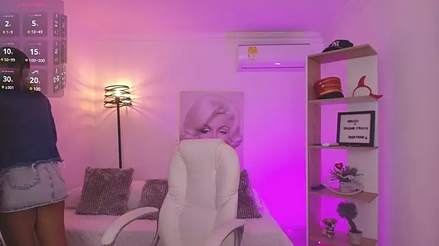 Snapshot of SALOOMEE__ chatting on 13, 2, 2025 SALOOMEE online show from 13, 2, 2025