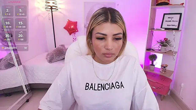 Snapshot of SALOOMEE__ chatting on 17, 2, 2025 SALOOMEE online show from 17, 2, 2025