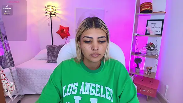 Snapshot of SALOOMEE__ chatting on 24, 2, 2025 SALOOMEE online show from 24, 2, 2025