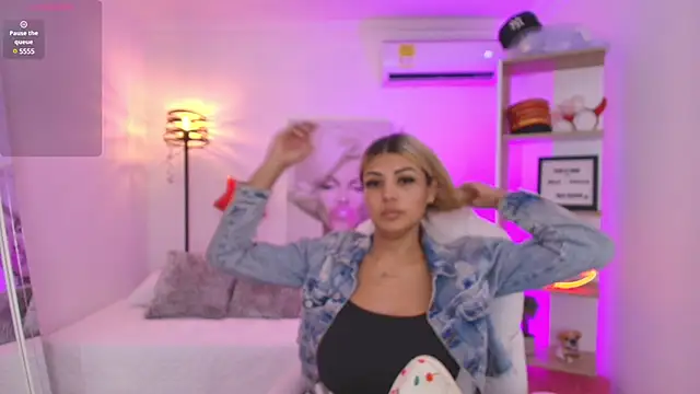 Snapshot of SALOOMEE__ chatting on 1, 3, 2025 SALOOMEE online show from 1, 3, 2025