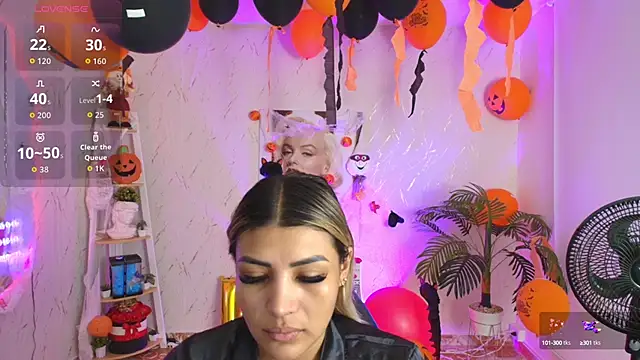 Snapshot of SALOOMEE__ chatting on 29, 10, 2025 SALOOMEE online show from 29, 10, 2025