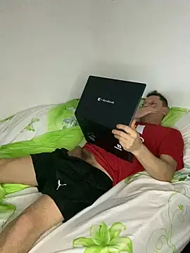 Snapshot of Yourhotboy_42 chatting on 22, 2, 2025 Yourhotboy 42 online show from 22, 2, 2025