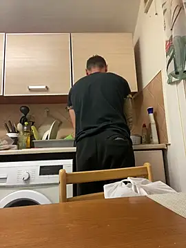 Snapshot of Yourhotboy_42 chatting on 4, 3, 2025 Yourhotboy 42 online show from 4, 3, 2025