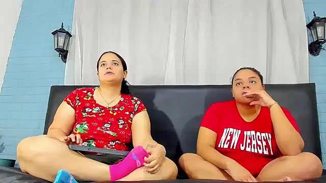 Snapshot of brunnette_hot chatting on 24, 2, 2025 brunnette hot online show from 24, 2, 2025