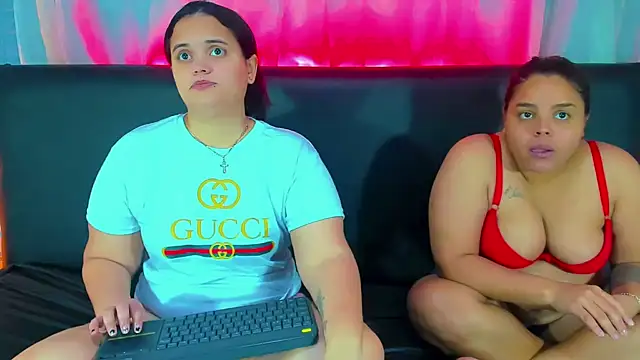 Snapshot of brunnette_hot chatting on 19, 3, 2025 brunnette hot online show from 19, 3, 2025