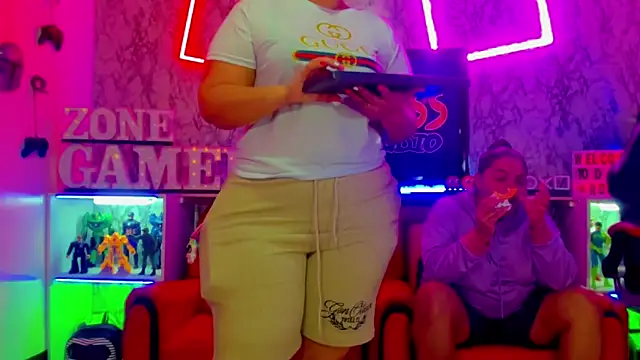 Snapshot of brunnette_hot chatting on 20, 3, 2025 brunnette hot online show from 20, 3, 2025