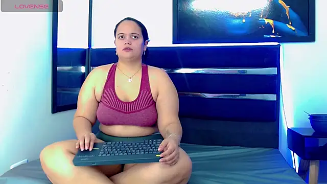 Snapshot of brunnette_hot chatting on 16, 9, 2025 brunnette hot online show from 16, 9, 2025