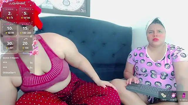 Snapshot of brunnette_hot chatting on 27, 10, 2025 brunnette hot online show from 27, 10, 2025