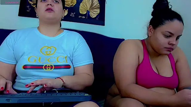 Snapshot of brunnette_hot chatting on 23, 11, 2025 brunnette hot online show from 23, 11, 2025