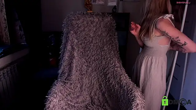 MalenaErnman online show from 5, 2, 2025