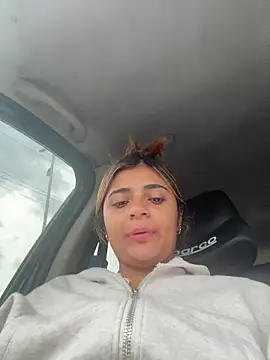 Snapshot of pamell_col chatting on 5, 11, 2025 pamell col online show from 5, 11, 2025