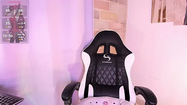 Im Scarlet online show from 1, 10, 2025