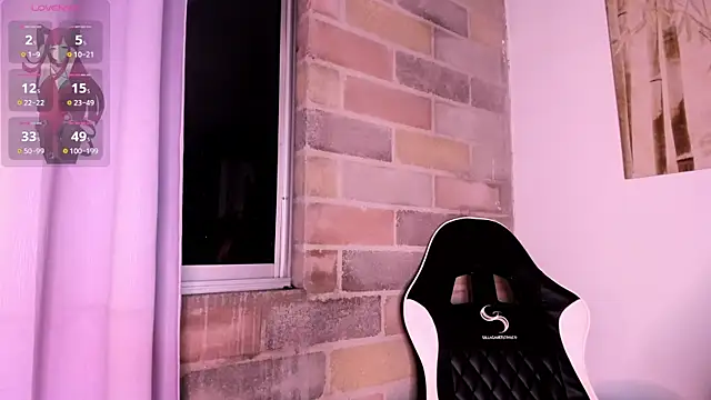 Im Scarlet online show from 22, 10, 2025