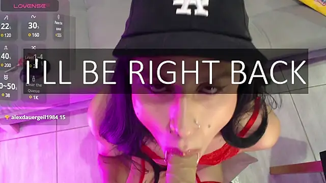 Snapshot of Ari-Hall chatting on 4, 2, 2025 Ari-Hall online show from 4, 2, 2025