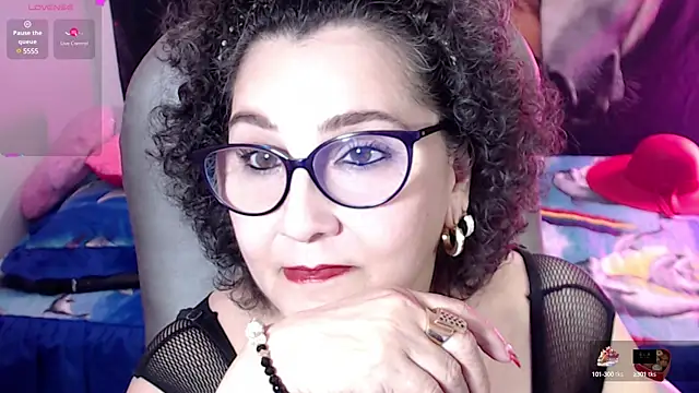 Snapshot of cataleya_mom chatting on 20, 2, 2025 cataleya mom online show from 20, 2, 2025