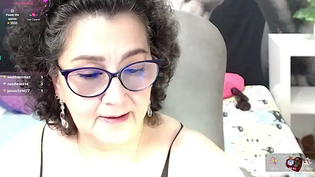 Snapshot of cataleya_mom chatting on 7, 3, 2025 cataleya mom online show from 7, 3, 2025